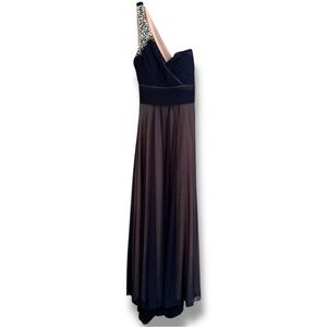 Elegant Black Evening Gown